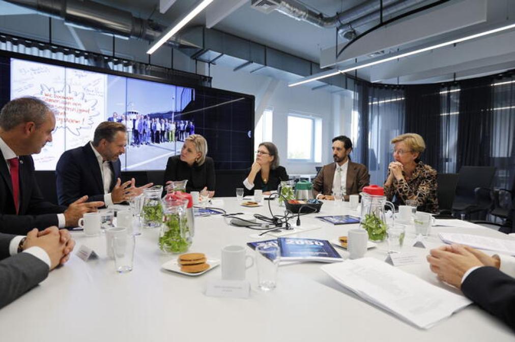 Minister van OCW bezoekt Zeeland: samenwerking en innovatie centraal in cultuur en onderwijs